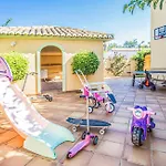 Βίλα Agradable Junto Al Mar Con Piscina