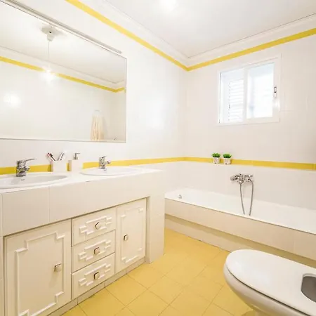 Agradable Junto Al Mar Con Piscina Sagunto