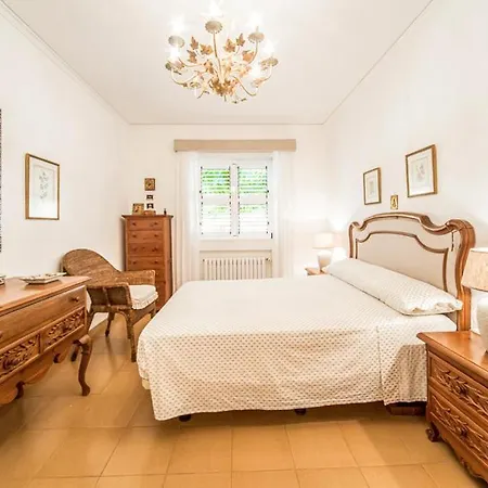 Agradable Junto Al Mar Con Piscina * Σαγούντο